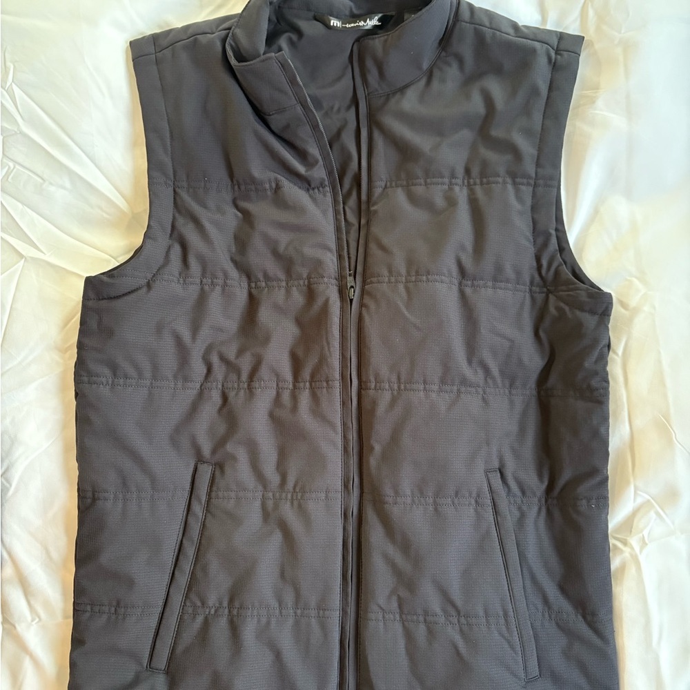 Travis Mathew cold bay vest
